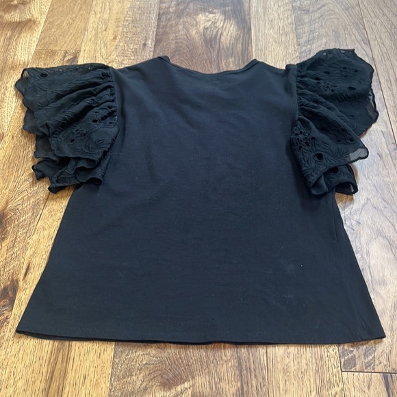 Generation Love Woman’s Black Ruffle Top Size S - Picture 4 of 5